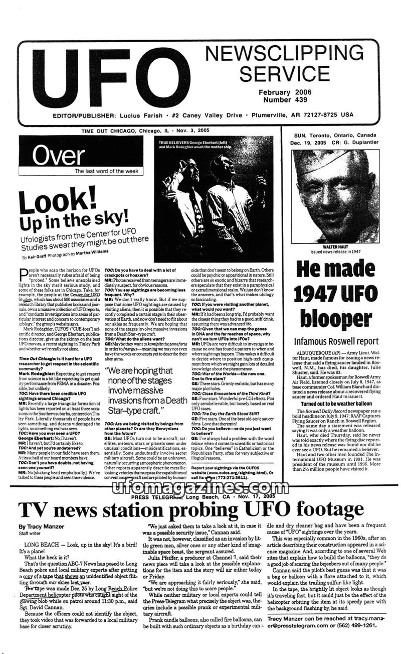 Cover of UFO Newsclipping Service issue Aug. 30, 2005: CITY LIFE